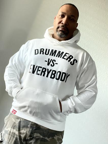 DRUMMERS VS EVERYBODY HOODIE(arctic white)