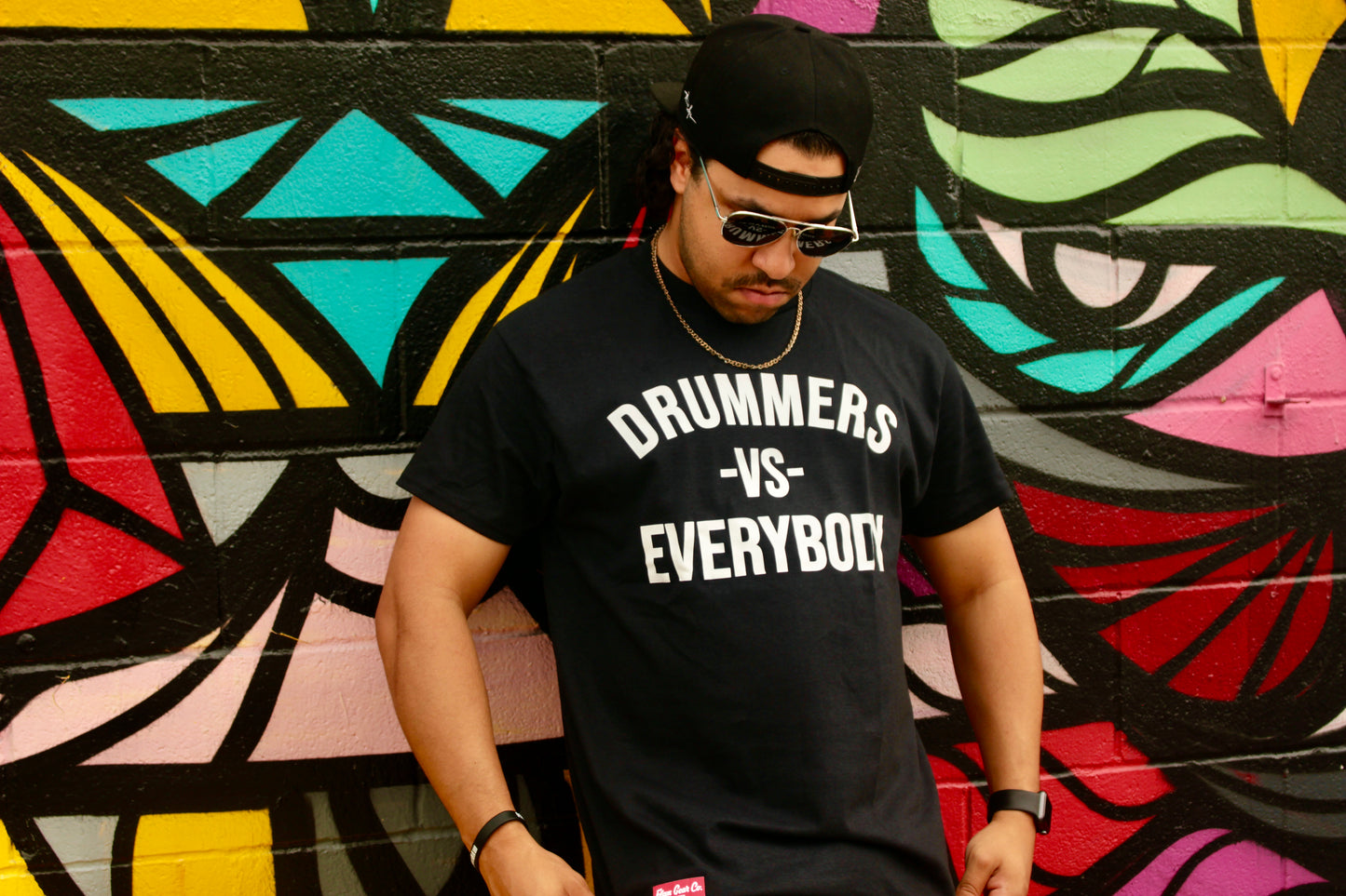 DRUMMERS VS EVERYBODY TEE(black)